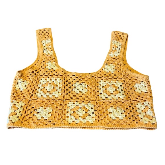 Tops - Crochet crop top 70s festival concert outfit flower power orange EDC vintage